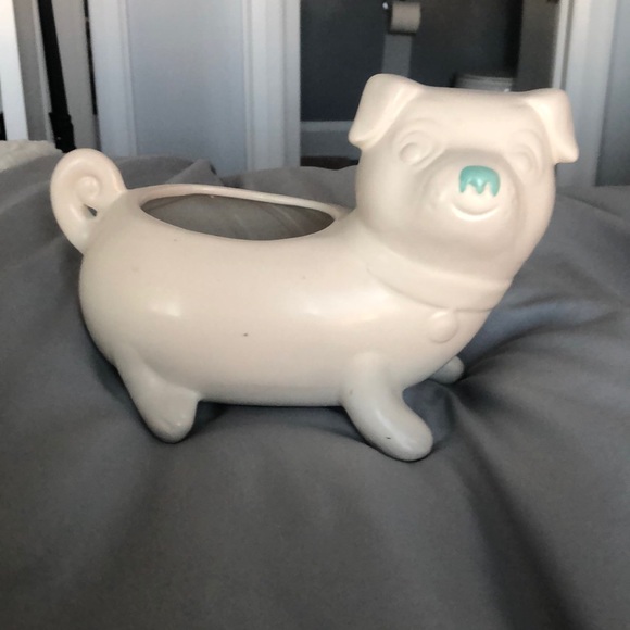 Dog dish - Picture 2 of 2